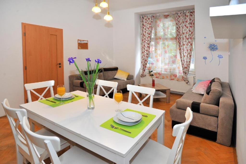 Condo In Vinohrady ปราก ภายนอก รูปภาพ